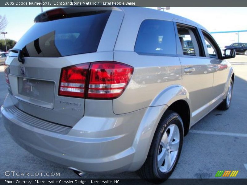 Light Sandstone Metallic / Pastel Pebble Beige 2009 Dodge Journey SXT