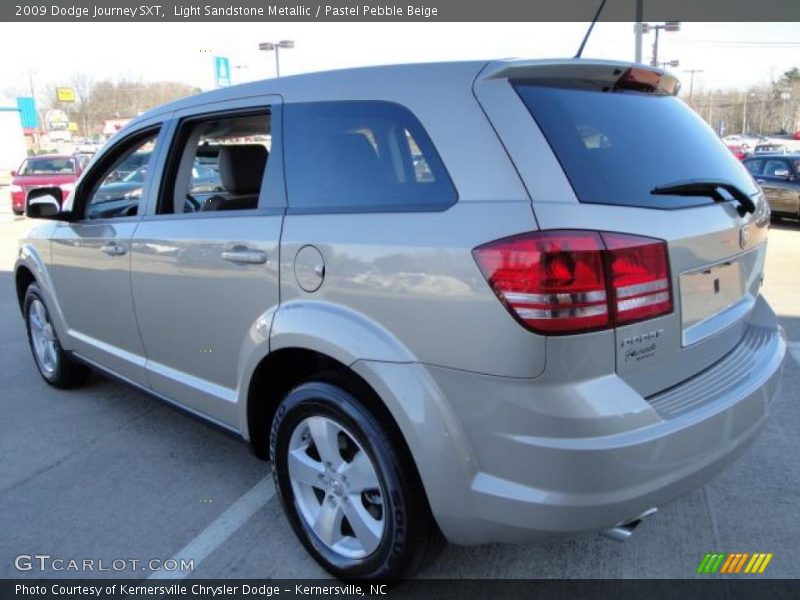 Light Sandstone Metallic / Pastel Pebble Beige 2009 Dodge Journey SXT