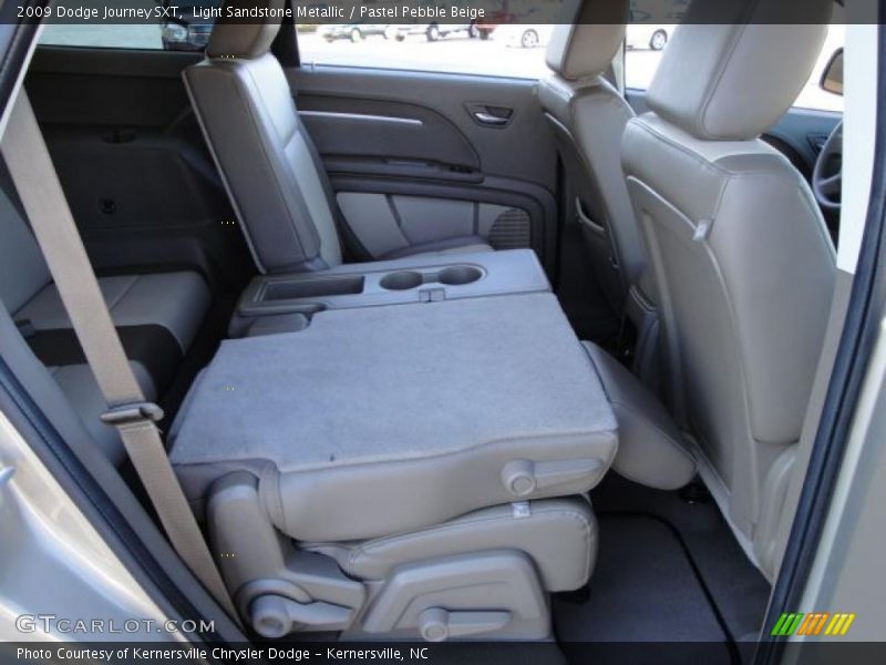 Light Sandstone Metallic / Pastel Pebble Beige 2009 Dodge Journey SXT