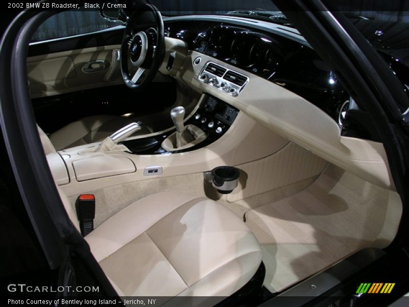 Black / Crema 2002 BMW Z8 Roadster