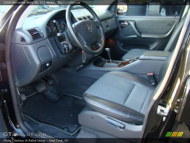 Black / Charcoal 2000 Mercedes-Benz ML 320 4Matic