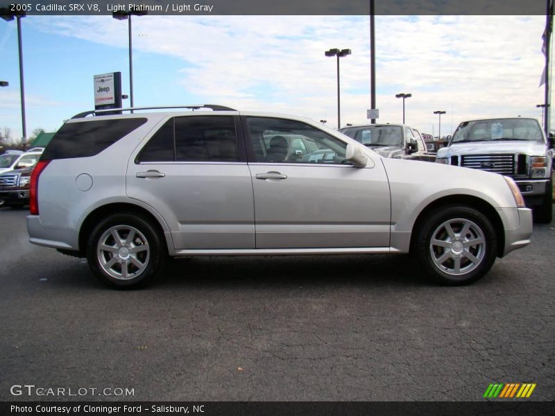 Light Platinum / Light Gray 2005 Cadillac SRX V8