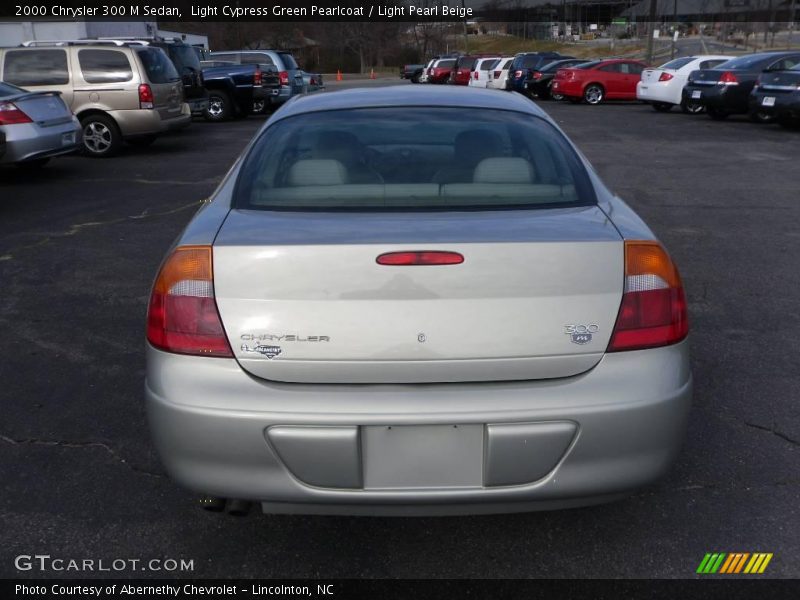 Light Cypress Green Pearlcoat / Light Pearl Beige 2000 Chrysler 300 M Sedan