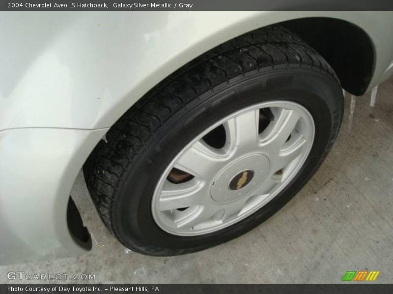 Galaxy Silver Metallic / Gray 2004 Chevrolet Aveo LS Hatchback