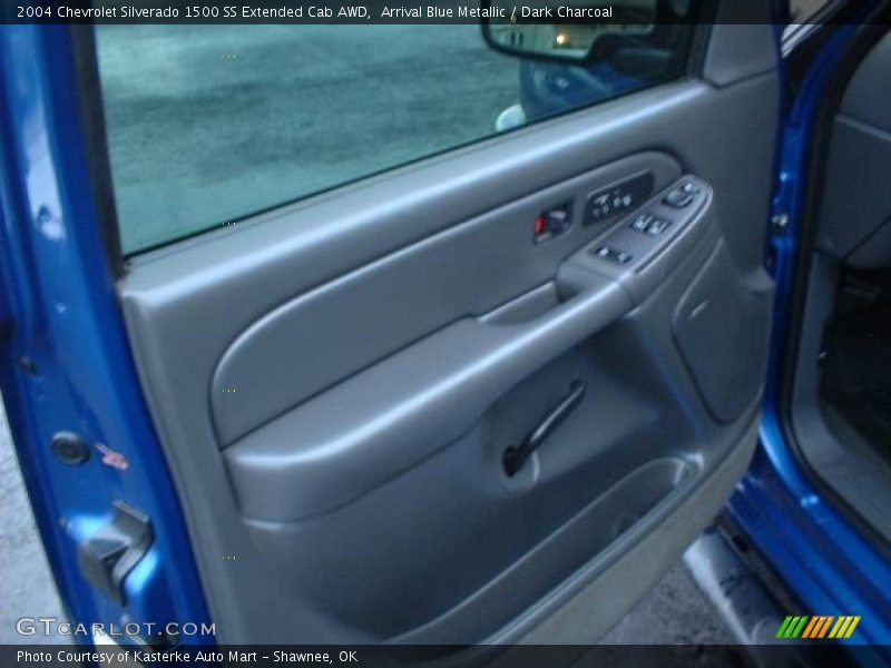 Arrival Blue Metallic / Dark Charcoal 2004 Chevrolet Silverado 1500 SS Extended Cab AWD