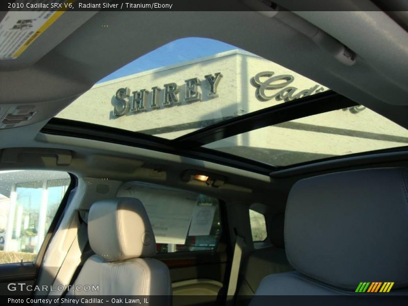 Radiant Silver / Titanium/Ebony 2010 Cadillac SRX V6