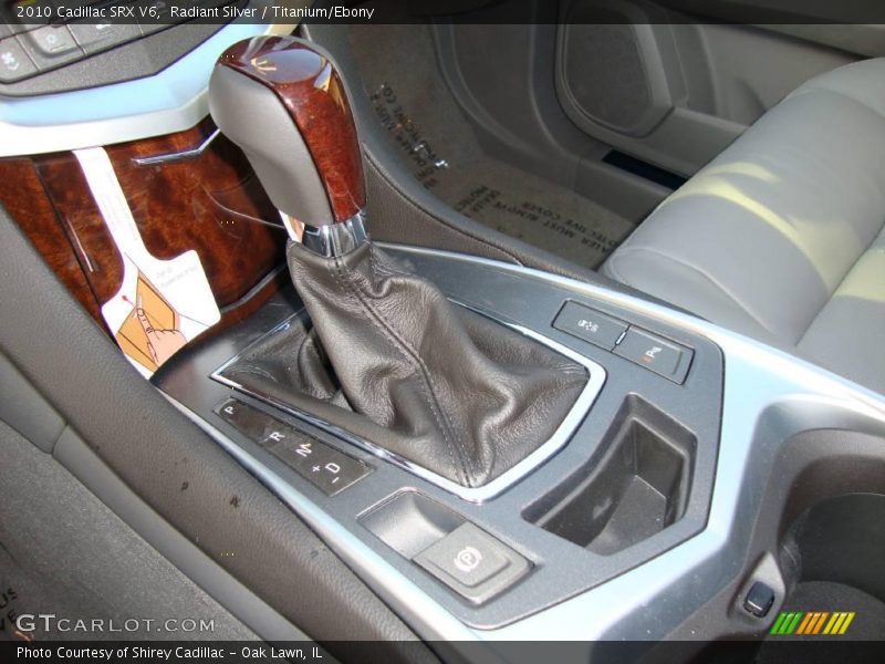 Radiant Silver / Titanium/Ebony 2010 Cadillac SRX V6