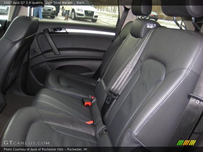 Light Silver Metallic / Black 2007 Audi Q7 3.6 quattro