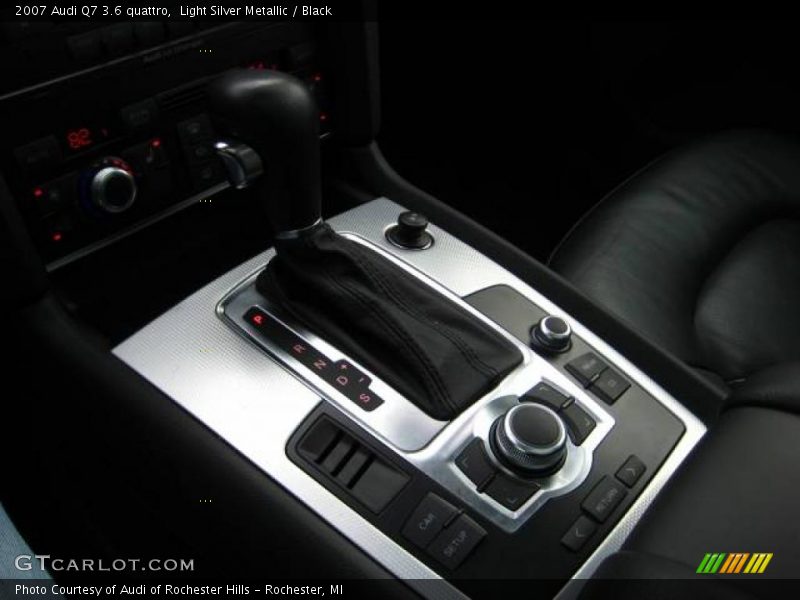 Light Silver Metallic / Black 2007 Audi Q7 3.6 quattro