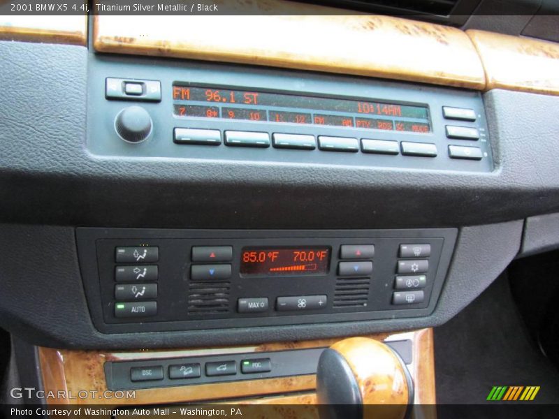 Titanium Silver Metallic / Black 2001 BMW X5 4.4i