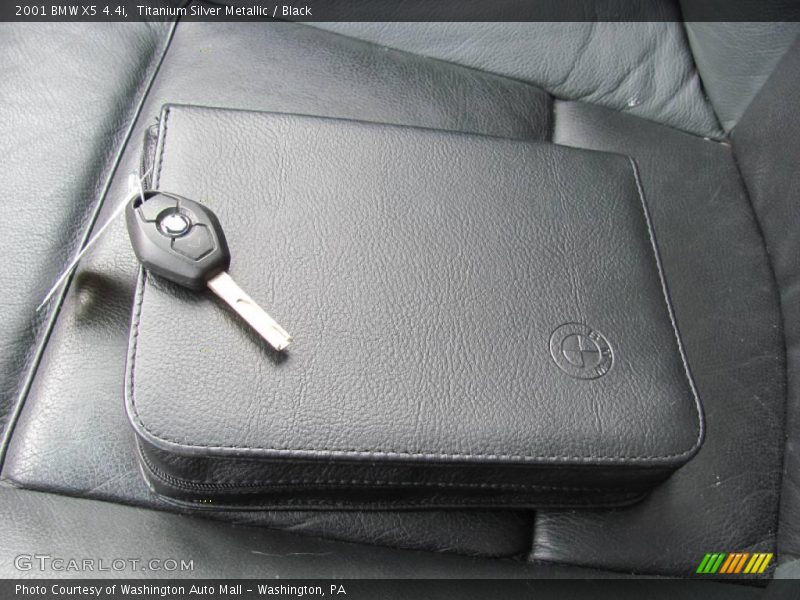 Titanium Silver Metallic / Black 2001 BMW X5 4.4i