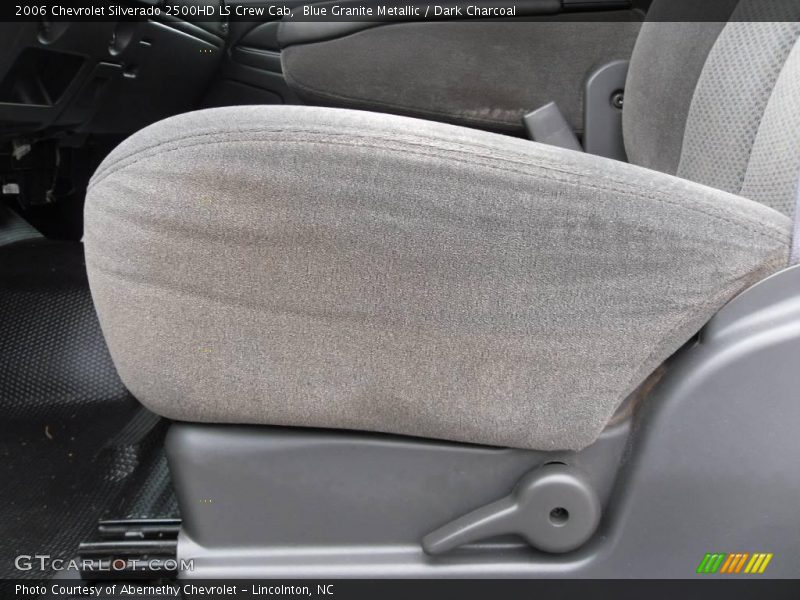 Blue Granite Metallic / Dark Charcoal 2006 Chevrolet Silverado 2500HD LS Crew Cab