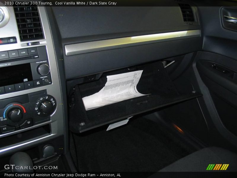 Cool Vanilla White / Dark Slate Gray 2010 Chrysler 300 Touring