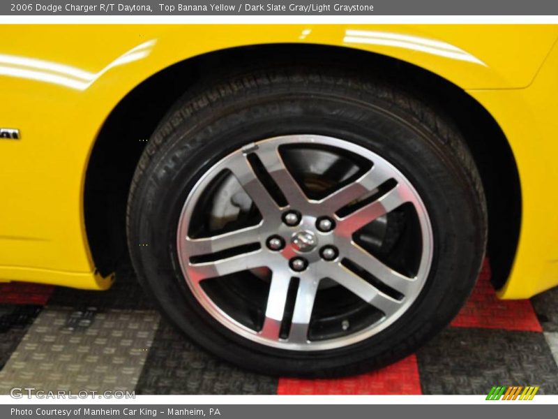 Top Banana Yellow / Dark Slate Gray/Light Graystone 2006 Dodge Charger R/T Daytona