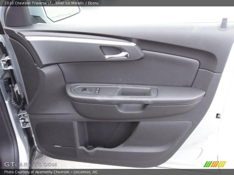 Silver Ice Metallic / Ebony 2010 Chevrolet Traverse LT