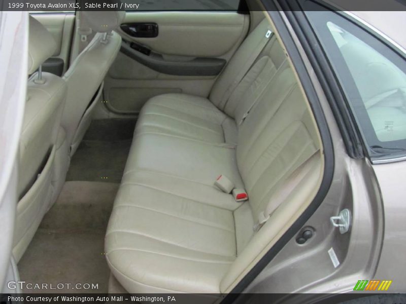 Sable Pearl / Ivory 1999 Toyota Avalon XLS