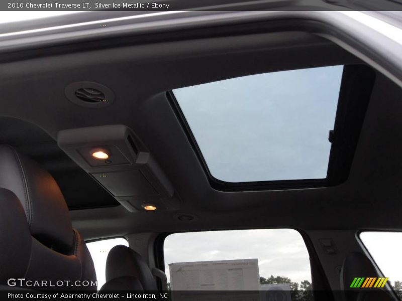 Silver Ice Metallic / Ebony 2010 Chevrolet Traverse LT