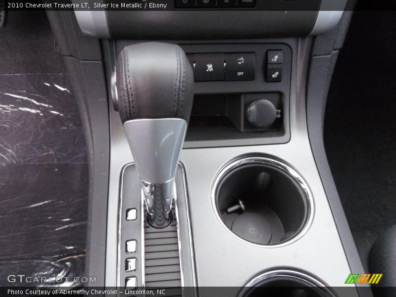 Silver Ice Metallic / Ebony 2010 Chevrolet Traverse LT