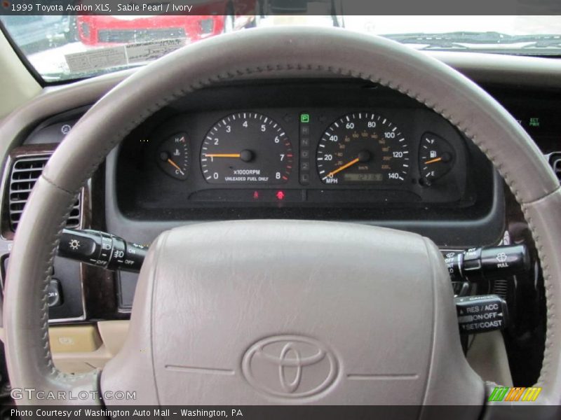Sable Pearl / Ivory 1999 Toyota Avalon XLS
