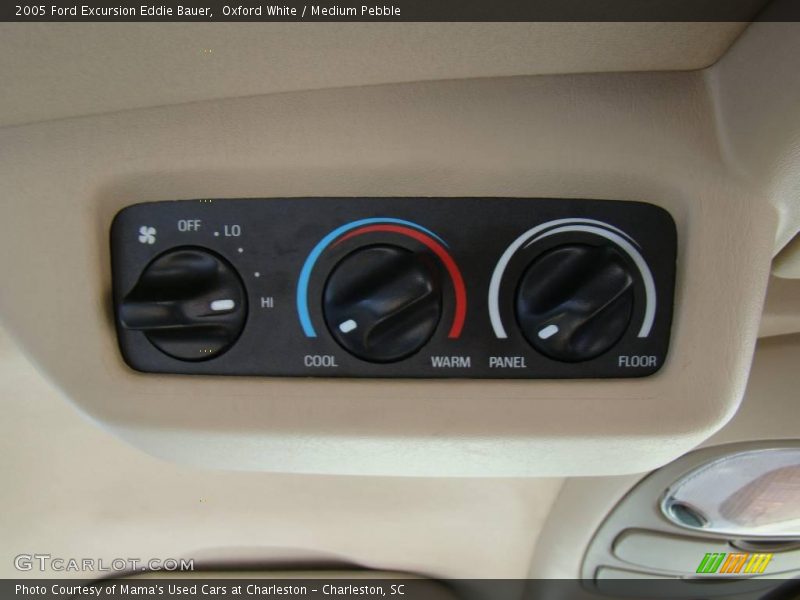 Oxford White / Medium Pebble 2005 Ford Excursion Eddie Bauer