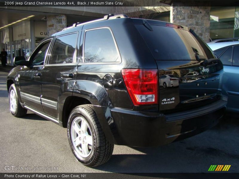 Black / Medium Slate Gray 2006 Jeep Grand Cherokee Laredo 4x4