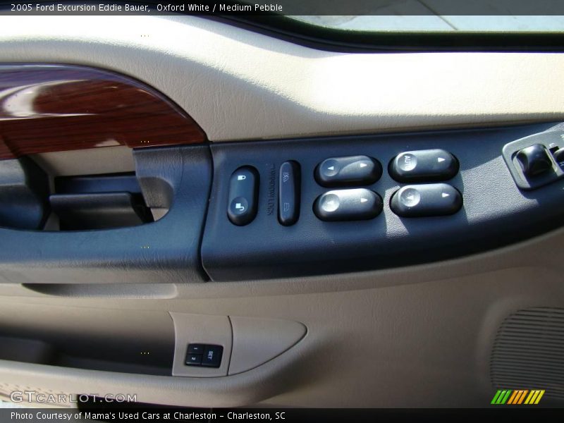 Oxford White / Medium Pebble 2005 Ford Excursion Eddie Bauer