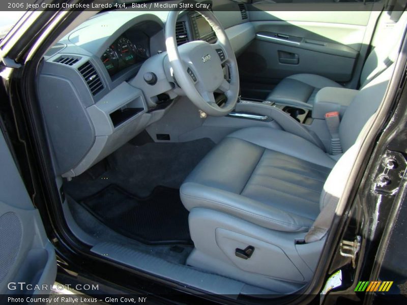 Black / Medium Slate Gray 2006 Jeep Grand Cherokee Laredo 4x4