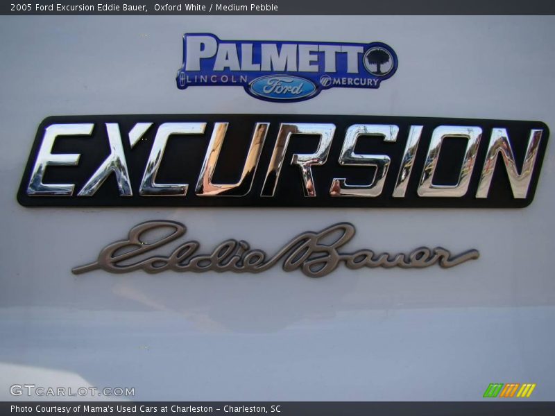 Oxford White / Medium Pebble 2005 Ford Excursion Eddie Bauer