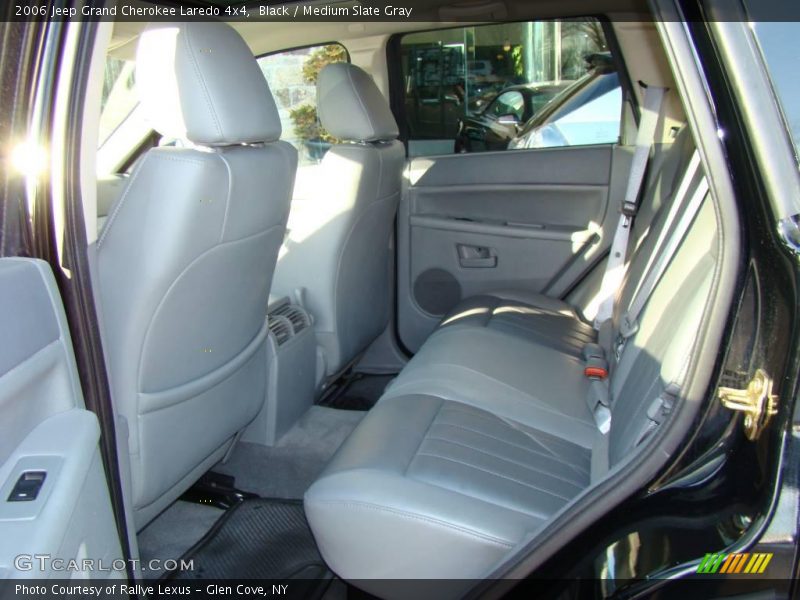 Black / Medium Slate Gray 2006 Jeep Grand Cherokee Laredo 4x4