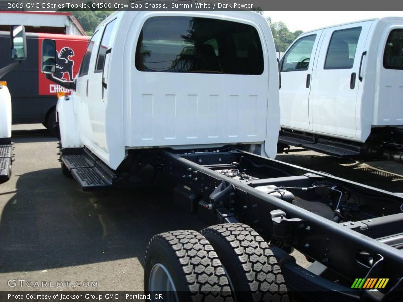 Summit White / Dark Pewter 2009 GMC C Series Topkick C4500 Crew Cab Chassis