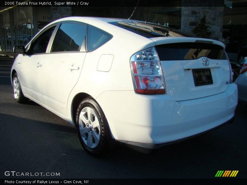 Super White / Gray 2006 Toyota Prius Hybrid
