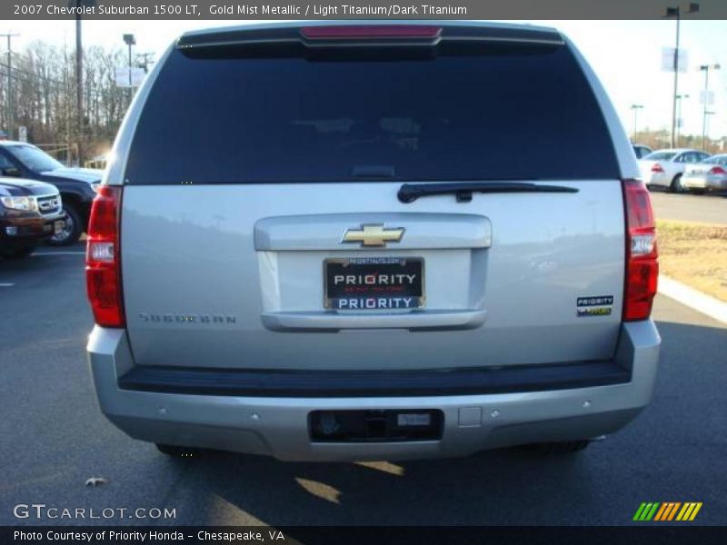 Gold Mist Metallic / Light Titanium/Dark Titanium 2007 Chevrolet Suburban 1500 LT