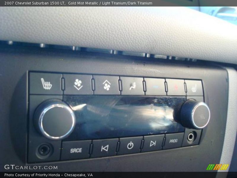 Gold Mist Metallic / Light Titanium/Dark Titanium 2007 Chevrolet Suburban 1500 LT