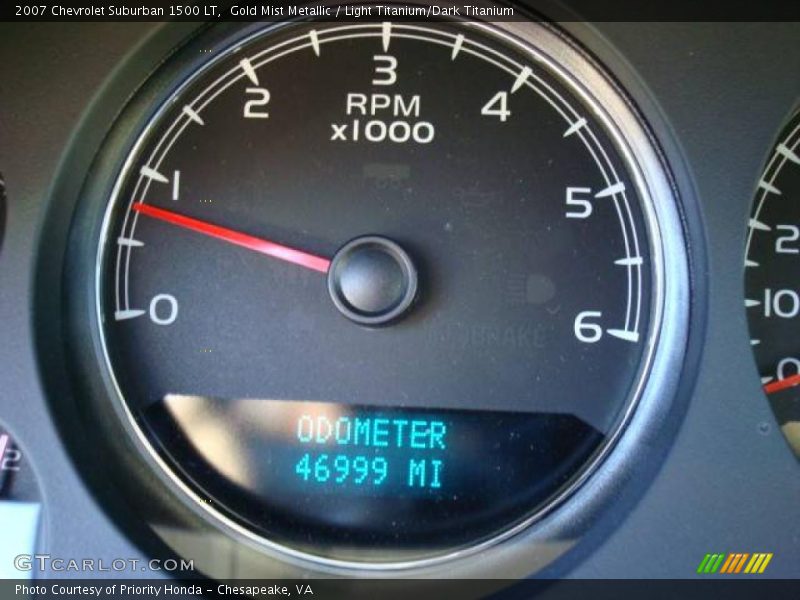Gold Mist Metallic / Light Titanium/Dark Titanium 2007 Chevrolet Suburban 1500 LT