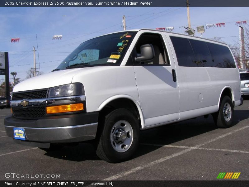 Summit White / Medium Pewter 2009 Chevrolet Express LS 3500 Passenger Van