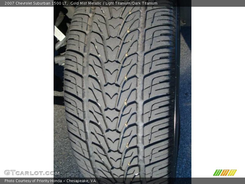 Gold Mist Metallic / Light Titanium/Dark Titanium 2007 Chevrolet Suburban 1500 LT