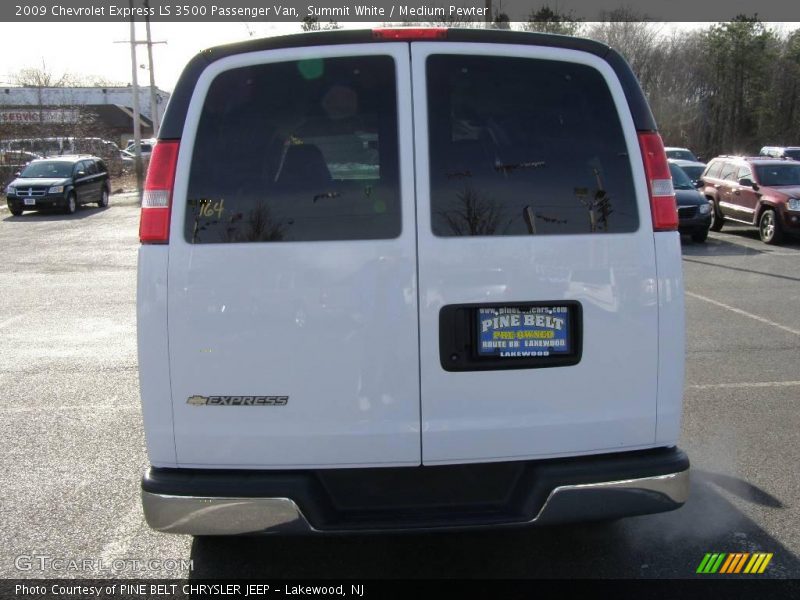 Summit White / Medium Pewter 2009 Chevrolet Express LS 3500 Passenger Van
