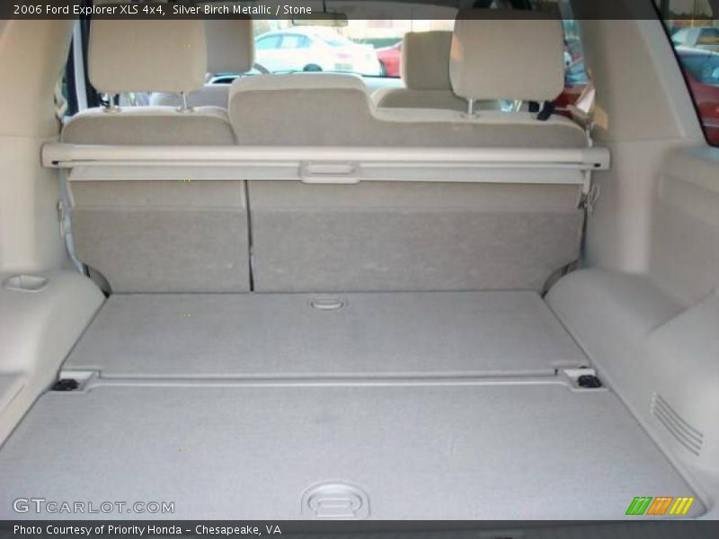 Silver Birch Metallic / Stone 2006 Ford Explorer XLS 4x4