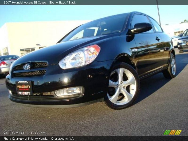 Ebony Black / Black 2007 Hyundai Accent SE Coupe