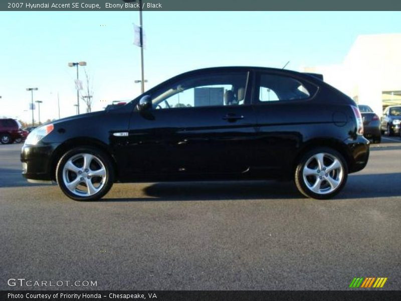 Ebony Black / Black 2007 Hyundai Accent SE Coupe