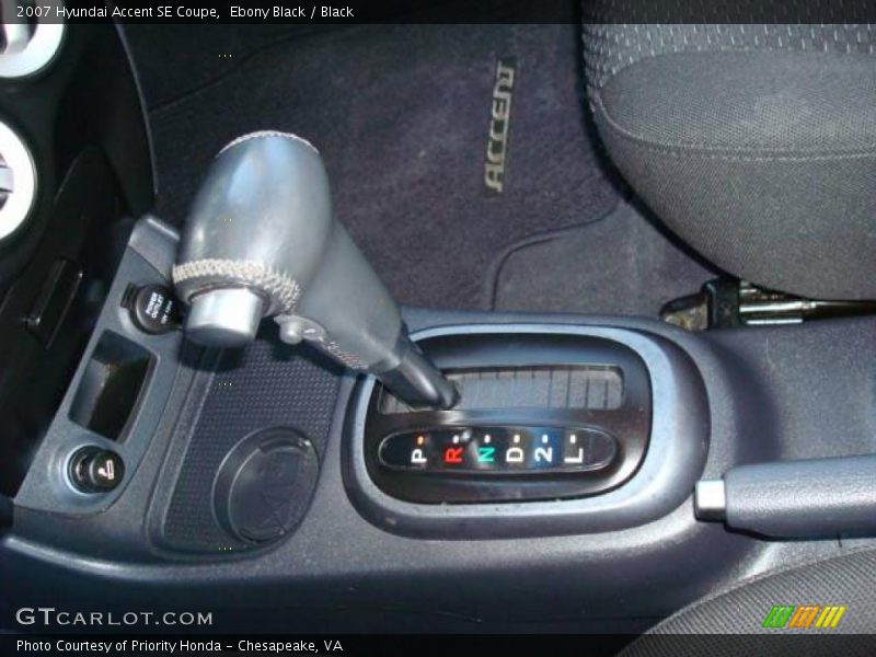Ebony Black / Black 2007 Hyundai Accent SE Coupe