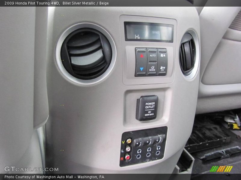 Billet Silver Metallic / Beige 2009 Honda Pilot Touring 4WD