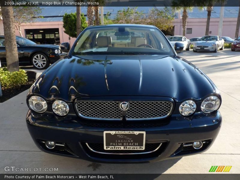 Indigo Blue / Champagne/Mocha 2009 Jaguar XJ XJ8