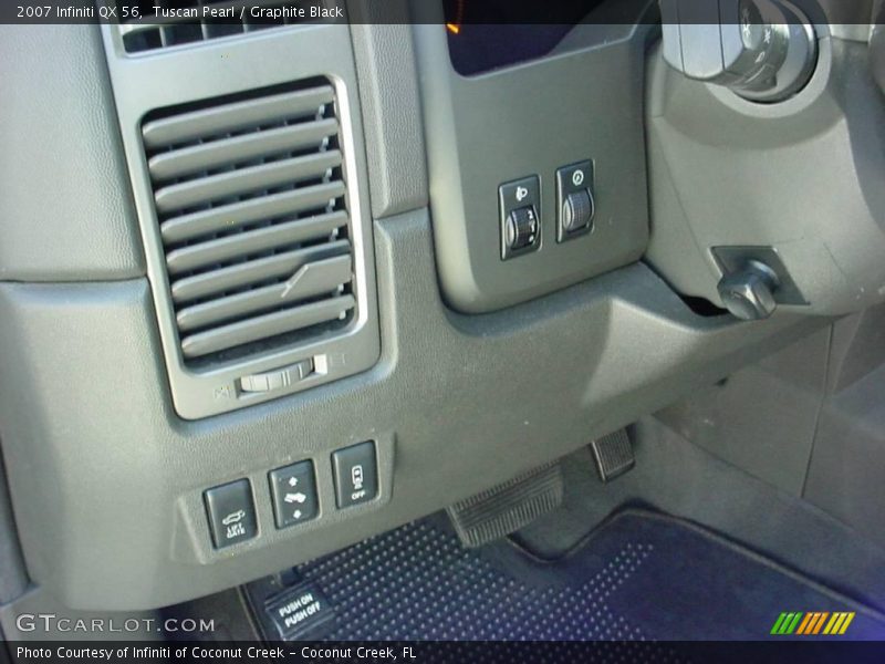 Tuscan Pearl / Graphite Black 2007 Infiniti QX 56