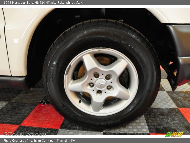 Polar White / Sand 1998 Mercedes-Benz ML 320 4Matic