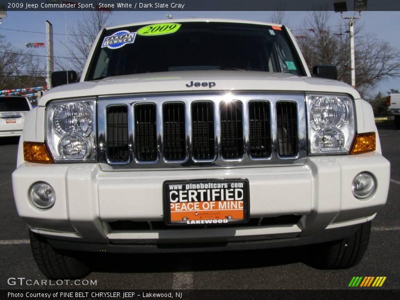 Stone White / Dark Slate Gray 2009 Jeep Commander Sport