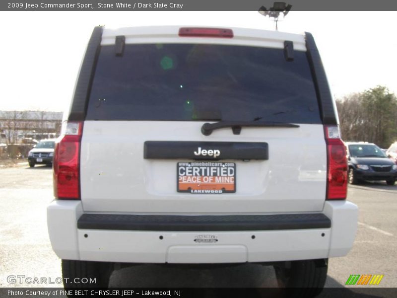 Stone White / Dark Slate Gray 2009 Jeep Commander Sport