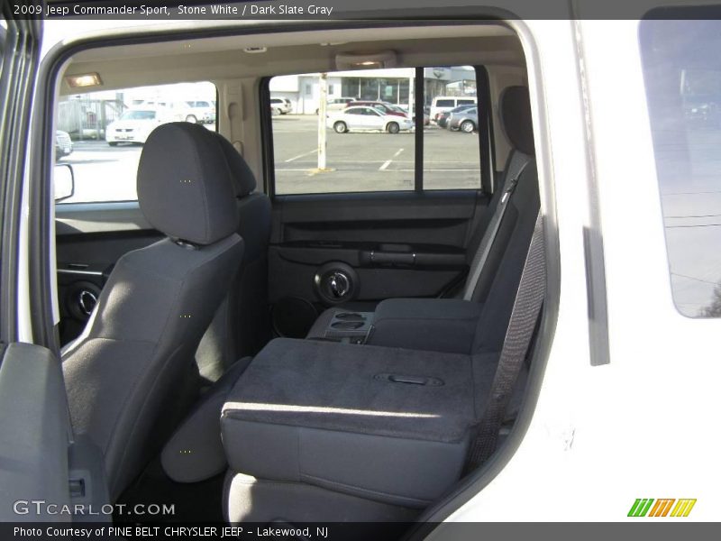 Stone White / Dark Slate Gray 2009 Jeep Commander Sport