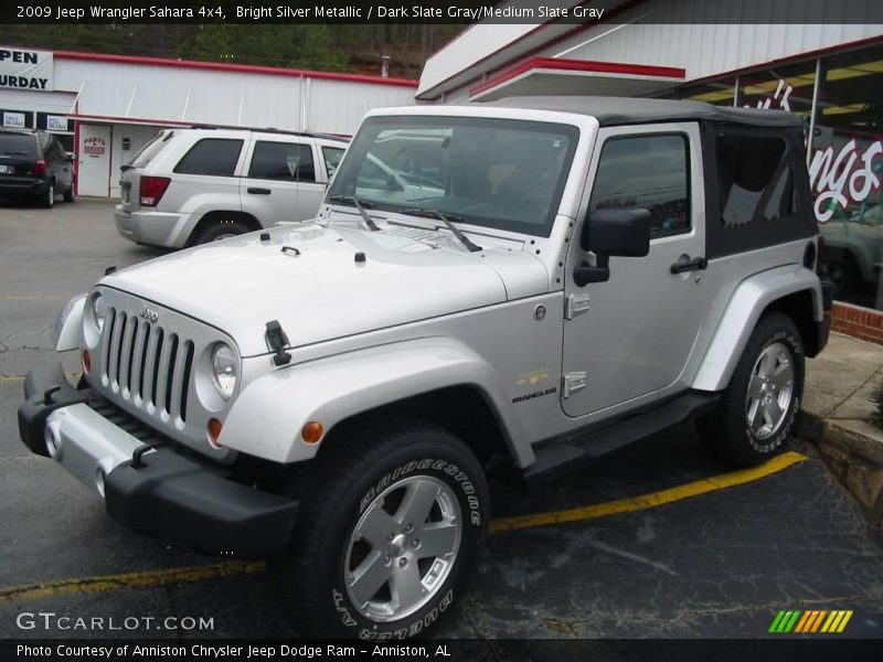 Bright Silver Metallic / Dark Slate Gray/Medium Slate Gray 2009 Jeep Wrangler Sahara 4x4