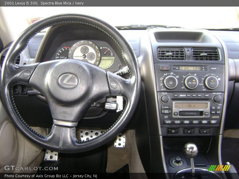 Spectra Blue Mica / Ivory 2001 Lexus IS 300